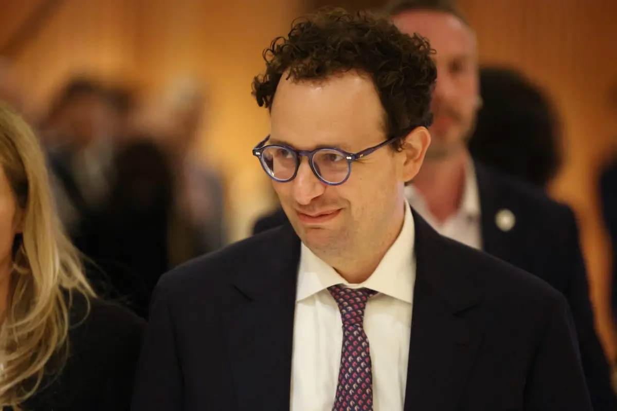 From Saturday Night Live to the White House: Anthropic CEO Dario Amodei Faces a Whirlwind Weekend