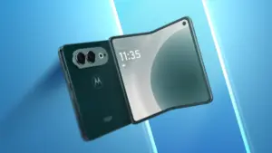 Motorola Is Reportedly Preparing a ‘Razr Flex’ Wide Foldable for a Mid-December Launch
