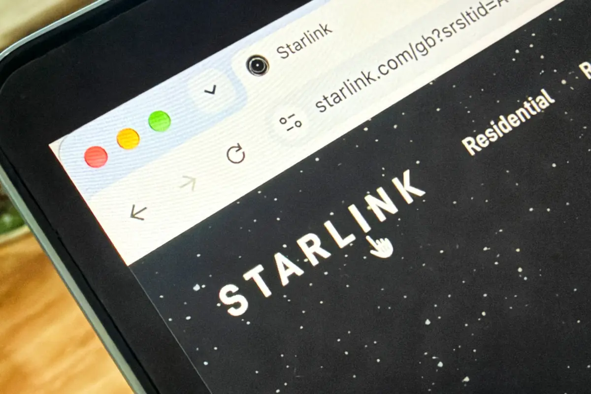 SpaceX Restores Starshield Access for Ukrainian Military Following High-Level Discussions and Operational Disruptions