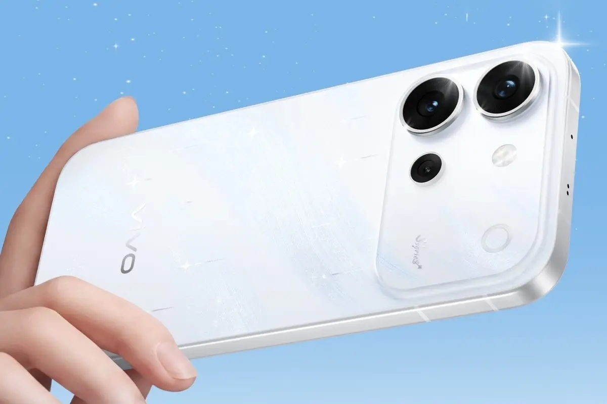 Vivo Prepares for Early Successor as Leaks Point to Advanced Telephoto Camera and Snapdragon Chipset for the Upcoming S70