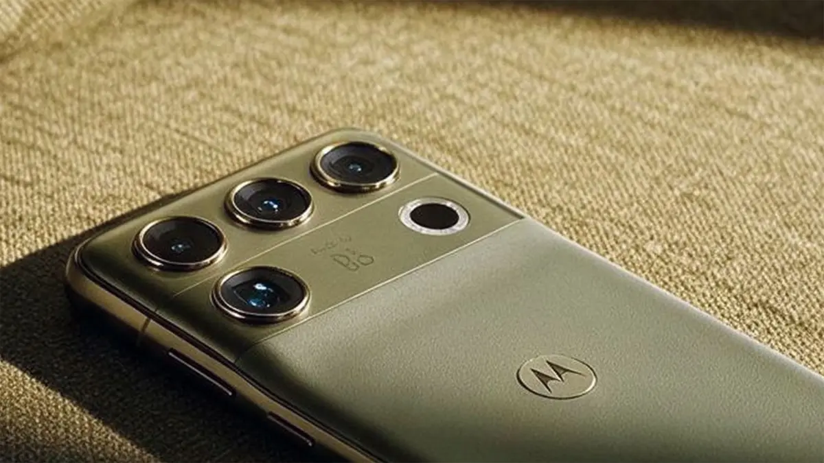 Why Motorola’s Signature 27 Flagship Leaves a Wary Tech Writer Skeptical